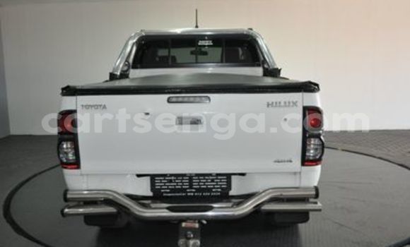 Buy Used Toyota Hilux White Car in Mbabane in Manzini Buy Used Toyota Hilux White Car in Mbabane in Manzini