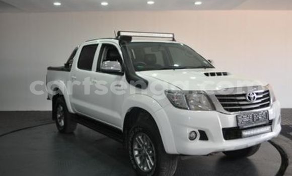 Buy Used Toyota Hilux White Car in Mbabane in Manzini Buy Used Toyota Hilux White Car in Mbabane in Manzini