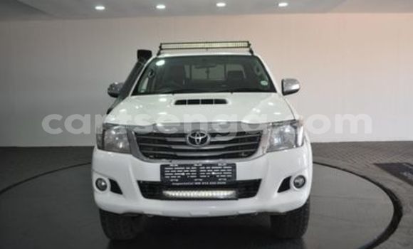 Buy Used Toyota Hilux White Car in Mbabane in Manzini Buy Used Toyota Hilux White Car in Mbabane in Manzini