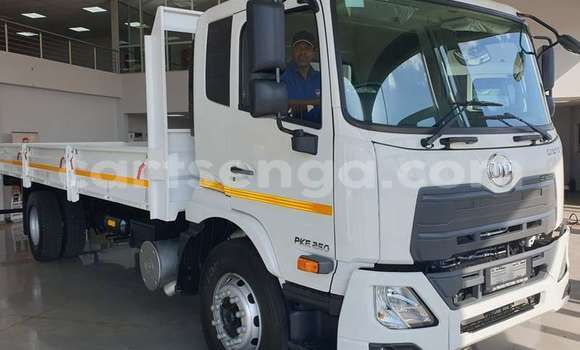 Nunua Ilio tumika Nissan AD White Gari ndani ya Manzini nchini Manzini Nunua Ilio tumika Nissan AD White Gari ndani ya Manzini nchini Manzini