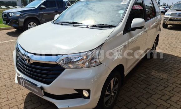 Acheter Occasion Voiture Toyota Avanza Blanc à Big Bend, Lubombo District Acheter Occasion Voiture Toyota Avanza Blanc à Big Bend, Lubombo District