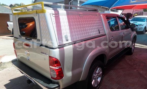 Buy Used Toyota Hilux White Car in Manzini in Manzini Buy Used Toyota Hilux White Car in Manzini in Manzini