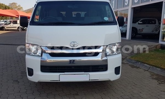Nunua Ilio tumika Toyota Hiace White Gari ndani ya Big Bend nchini Wilaya ya Lubombo Nunua Ilio tumika Toyota Hiace White Gari ndani ya Big Bend nchini Wilaya ya Lubombo