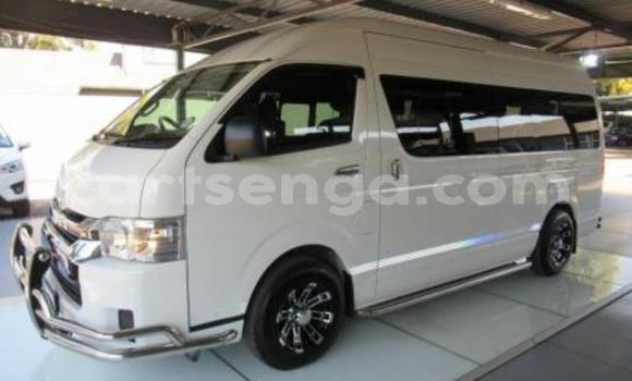 Acheter Occasion Voiture Toyota Hiace Blanc à Bulembu, Hhohho Acheter Occasion Voiture Toyota Hiace Blanc à Bulembu, Hhohho