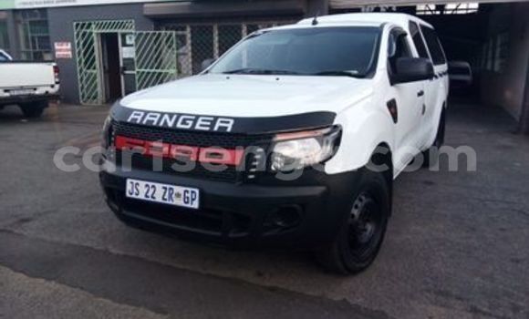 Buy Used Ford Ranger White Car in Hluti in Shiselweni District Buy Used Ford Ranger White Car in Hluti in Shiselweni District