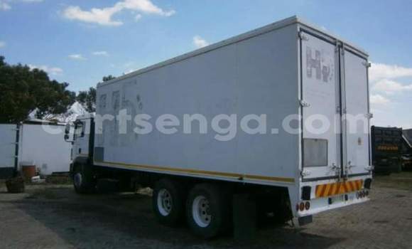 Nunua Ilio tumika Man Silent White Lori ndani ya Mbabane nchini Manzini Nunua Ilio tumika Man Silent White Lori ndani ya Mbabane nchini Manzini