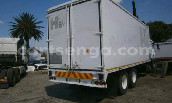 Nunua Ilio tumika Man Silent White Lori ndani ya Mbabane nchini Manzini Nunua Ilio tumika Man Silent White Lori ndani ya Mbabane nchini Manzini