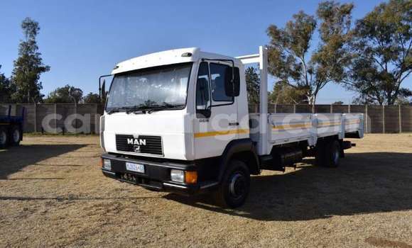 Acheter Occasion Utilitaire Man Silent Blanc à Big Bend, Lubombo Acheter Occasion Utilitaire Man Silent Blanc à Big Bend, Lubombo