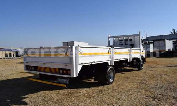 Acheter Occasion Utilitaire Man Silent Blanc à Big Bend, Lubombo Acheter Occasion Utilitaire Man Silent Blanc à Big Bend, Lubombo