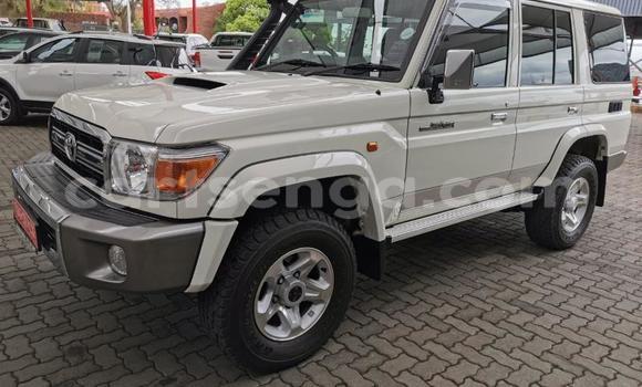 Acheter Occasion Voiture Toyota Land Cruiser Blanc à Big Bend, Lubombo District Acheter Occasion Voiture Toyota Land Cruiser Blanc à Big Bend, Lubombo District