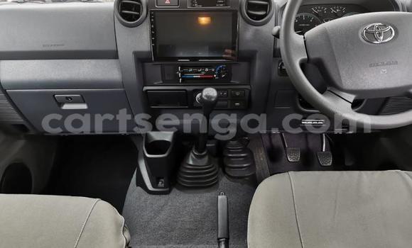 Acheter Occasion Voiture Toyota Land Cruiser Blanc à Big Bend, Lubombo District Acheter Occasion Voiture Toyota Land Cruiser Blanc à Big Bend, Lubombo District