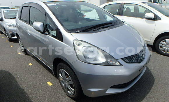 Nunua Ilio tumika Honda FIT White Gari ndani ya Big Bend nchini Lubombo Nunua Ilio tumika Honda FIT White Gari ndani ya Big Bend nchini Lubombo