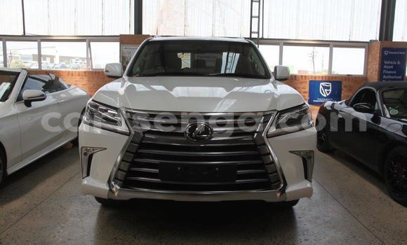 Acheter Occasion Voiture Lexus LX 570 Blanc à Tshaneni, Lubombo Acheter Occasion Voiture Lexus LX 570 Blanc à Tshaneni, Lubombo