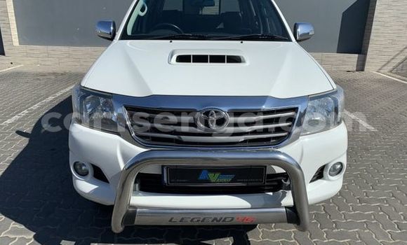 Acheter Occasion Voiture Toyota Hilux Blanc à Bulembu, Hhohho Acheter Occasion Voiture Toyota Hilux Blanc à Bulembu, Hhohho