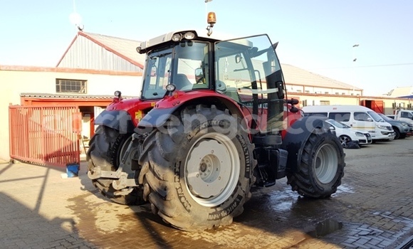 Acheter Occasion Utilitaire Ford E 150 Cargo Van Rouge à Kubuta, Shiselweni District Acheter Occasion Utilitaire Ford E 150 Cargo Van Rouge à Kubuta, Shiselweni District