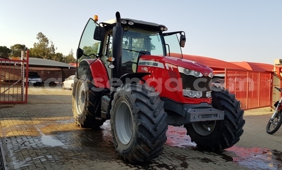 Acheter Occasion Utilitaire Ford E 150 Cargo Van Rouge à Kubuta, Shiselweni District Acheter Occasion Utilitaire Ford E 150 Cargo Van Rouge à Kubuta, Shiselweni District