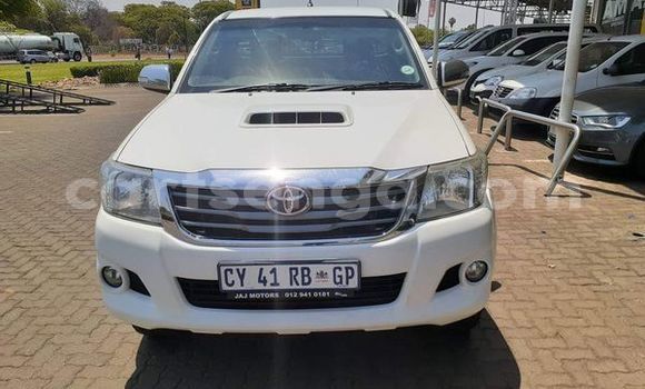 Acheter Occasion Voiture Toyota Hilux Blanc à Bulembu, Hhohho
