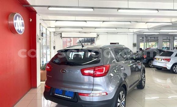 Acheter Occasion Voiture Kia Sportage Gris à Big Bend, Lubombo District Acheter Occasion Voiture Kia Sportage Gris à Big Bend, Lubombo District