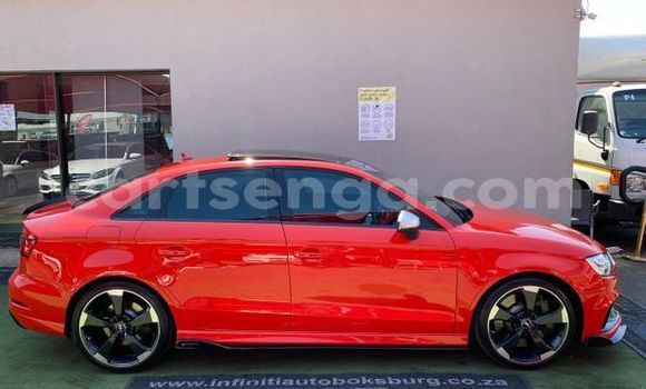 Acheter Occasion Voiture Audi RS3 Rouge à Bhunya, Manzini Acheter Occasion Voiture Audi RS3 Rouge à Bhunya, Manzini