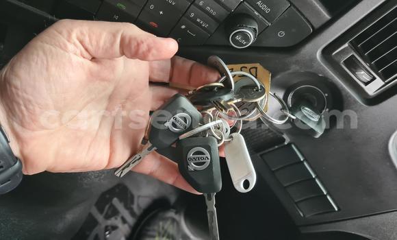 Acheter Occasion Utilitaire Volvo F4 Blanc à Hlatikulu, Shiselweni District Acheter Occasion Utilitaire Volvo F4 Blanc à Hlatikulu, Shiselweni District