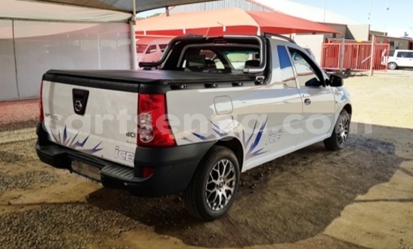 Buy Used Nissan NP 300 White Car in Bulembu in Hhohho Buy Used Nissan NP 300 White Car in Bulembu in Hhohho