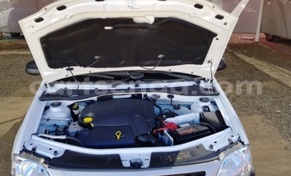 Acheter Occasion Voiture Nissan NP 300 Blanc à Bulembu, Hhohho Acheter Occasion Voiture Nissan NP 300 Blanc à Bulembu, Hhohho