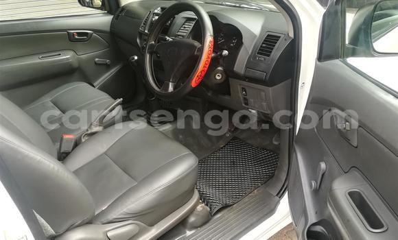 Acheter Occasion Voiture Toyota Hilux Blanc à Ezulwini, Hhohho Acheter Occasion Voiture Toyota Hilux Blanc à Ezulwini, Hhohho