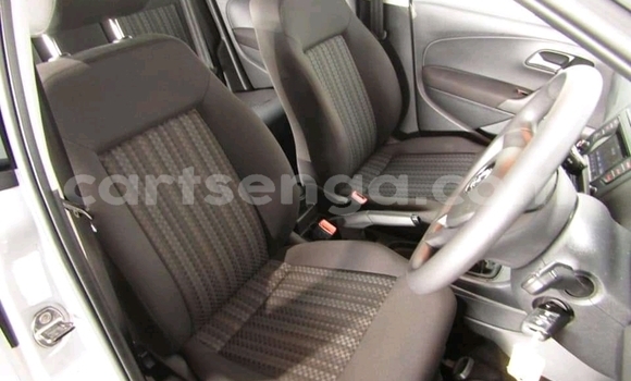 Nunua Ilio tumika Volkswagen Polo White Gari ndani ya Tjaneni nchini Wilaya ya Lubombo Nunua Ilio tumika Volkswagen Polo White Gari ndani ya Tjaneni nchini Wilaya ya Lubombo
