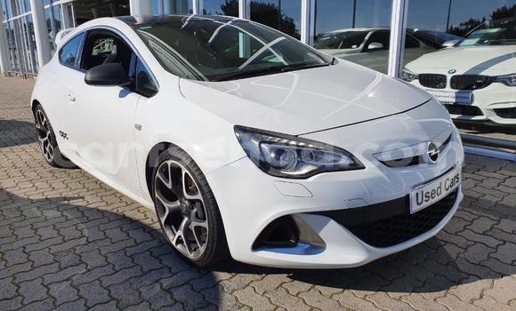 Buy Used Opel Corsa White Car in Manzini in Manzini