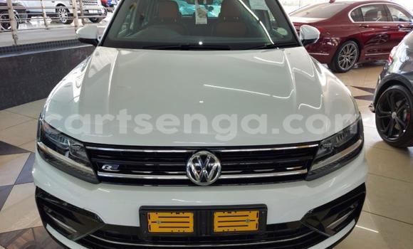 Buy Used Volkswagen Tiguan White Car in Manzini in Manzini Buy Used Volkswagen Tiguan White Car in Manzini in Manzini