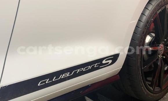 Nunua Ilio tumika Volkswagen Golf GTI White Gari ndani ya Manzini nchini Manzini Nunua Ilio tumika Volkswagen Golf GTI White Gari ndani ya Manzini nchini Manzini