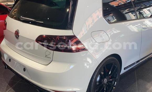Nunua Ilio tumika Volkswagen Golf GTI White Gari ndani ya Manzini nchini Manzini Nunua Ilio tumika Volkswagen Golf GTI White Gari ndani ya Manzini nchini Manzini