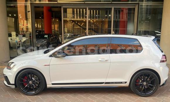 Nunua Ilio tumika Volkswagen Golf GTI White Gari ndani ya Manzini nchini Manzini Nunua Ilio tumika Volkswagen Golf GTI White Gari ndani ya Manzini nchini Manzini