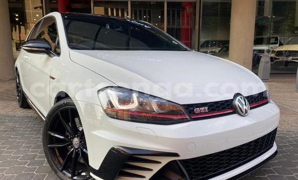 Nunua Ilio tumika Volkswagen Golf GTI White Gari ndani ya Manzini nchini Manzini Nunua Ilio tumika Volkswagen Golf GTI White Gari ndani ya Manzini nchini Manzini