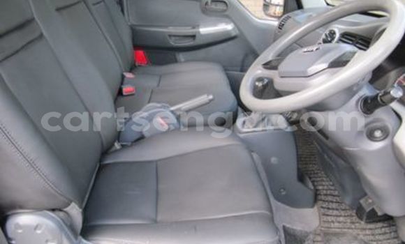 Buy Used Kia K7 White Car in Mbabane in Manzini Buy Used Kia K7 White Car in Mbabane in Manzini