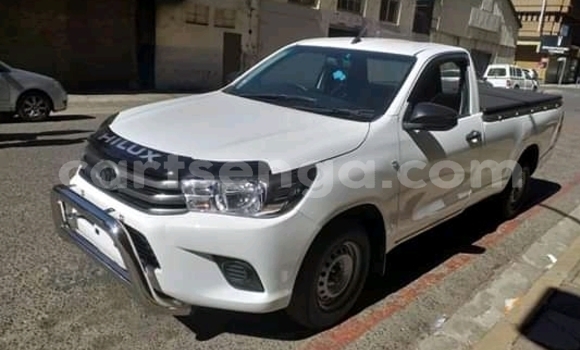 Buy Used Toyota Hilux White Car in Manzini in Manzini Buy Used Toyota Hilux White Car in Manzini in Manzini