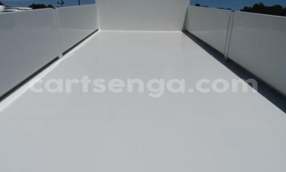 Nunua Ilio tumika Isuzu FTR 850 White Lori ndani ya Manzini nchini Manzini Nunua Ilio tumika Isuzu FTR 850 White Lori ndani ya Manzini nchini Manzini