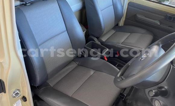 Nunua Ilio tumika Toyota Land Cruiser Brown Gari ndani ya Manzini nchini Manzini Nunua Ilio tumika Toyota Land Cruiser Brown Gari ndani ya Manzini nchini Manzini