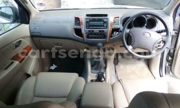 Buy Used Toyota Fortuner Silver Car in Mbabane in Manzini Buy Used Toyota Fortuner Silver Car in Mbabane in Manzini