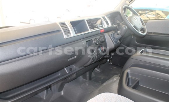 Acheter Occasion Voiture Toyota Raum Blanc à Bhunya, Manzini Acheter Occasion Voiture Toyota Raum Blanc à Bhunya, Manzini