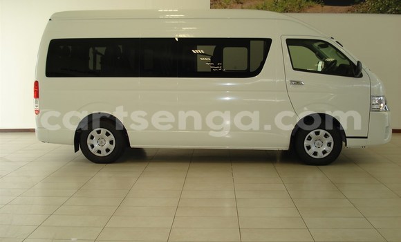 Acheter Occasion Voiture Toyota Raum Blanc à Bhunya, Manzini Acheter Occasion Voiture Toyota Raum Blanc à Bhunya, Manzini