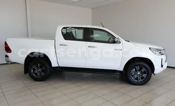 Buy Used Toyota Hilux White Car in Manzini in Manzini Buy Used Toyota Hilux White Car in Manzini in Manzini