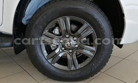 Buy Used Toyota Hilux White Car in Manzini in Manzini Buy Used Toyota Hilux White Car in Manzini in Manzini