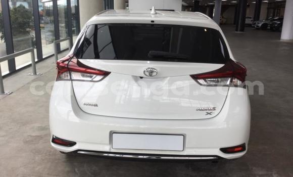 Buy Used Toyota Auris White Car in Manzini in Manzini Buy Used Toyota Auris White Car in Manzini in Manzini