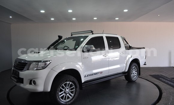 Buy Used Toyota Hilux White Car in Manzini in Manzini Buy Used Toyota Hilux White Car in Manzini in Manzini