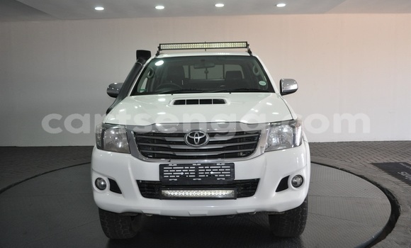 Buy Used Toyota Hilux White Car in Manzini in Manzini Buy Used Toyota Hilux White Car in Manzini in Manzini