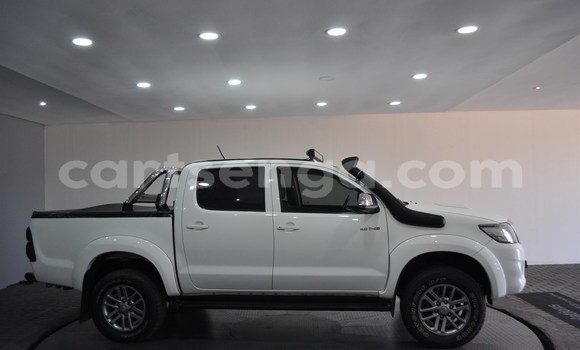 Buy Used Toyota Hilux White Car in Manzini in Manzini Buy Used Toyota Hilux White Car in Manzini in Manzini