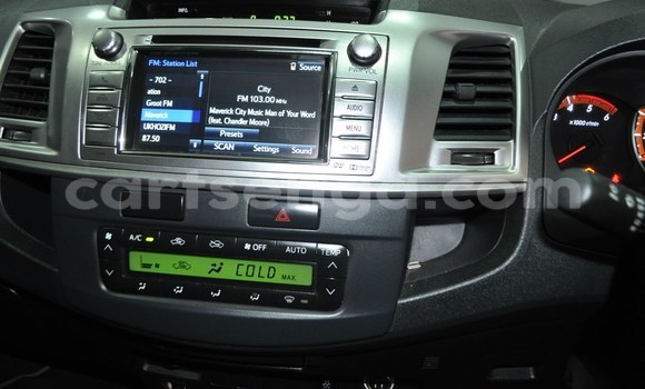 Buy Used Toyota Hilux White Car in Manzini in Manzini Buy Used Toyota Hilux White Car in Manzini in Manzini