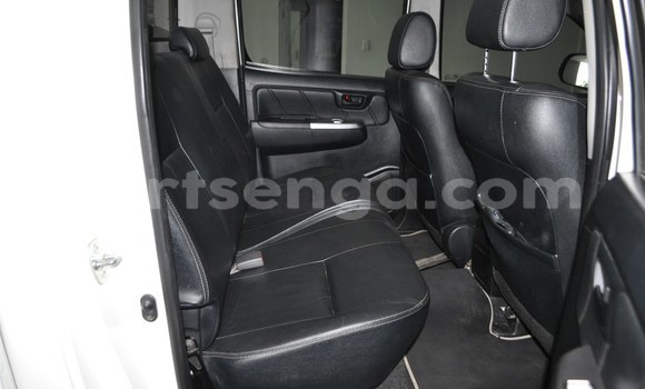 Buy Used Toyota Hilux White Car in Manzini in Manzini Buy Used Toyota Hilux White Car in Manzini in Manzini