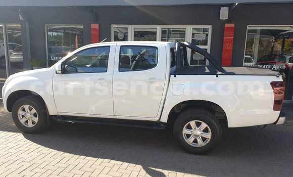 Buy Used Isuzu KB Silver Car in Mbabane in Manzini Buy Used Isuzu KB Silver Car in Mbabane in Manzini